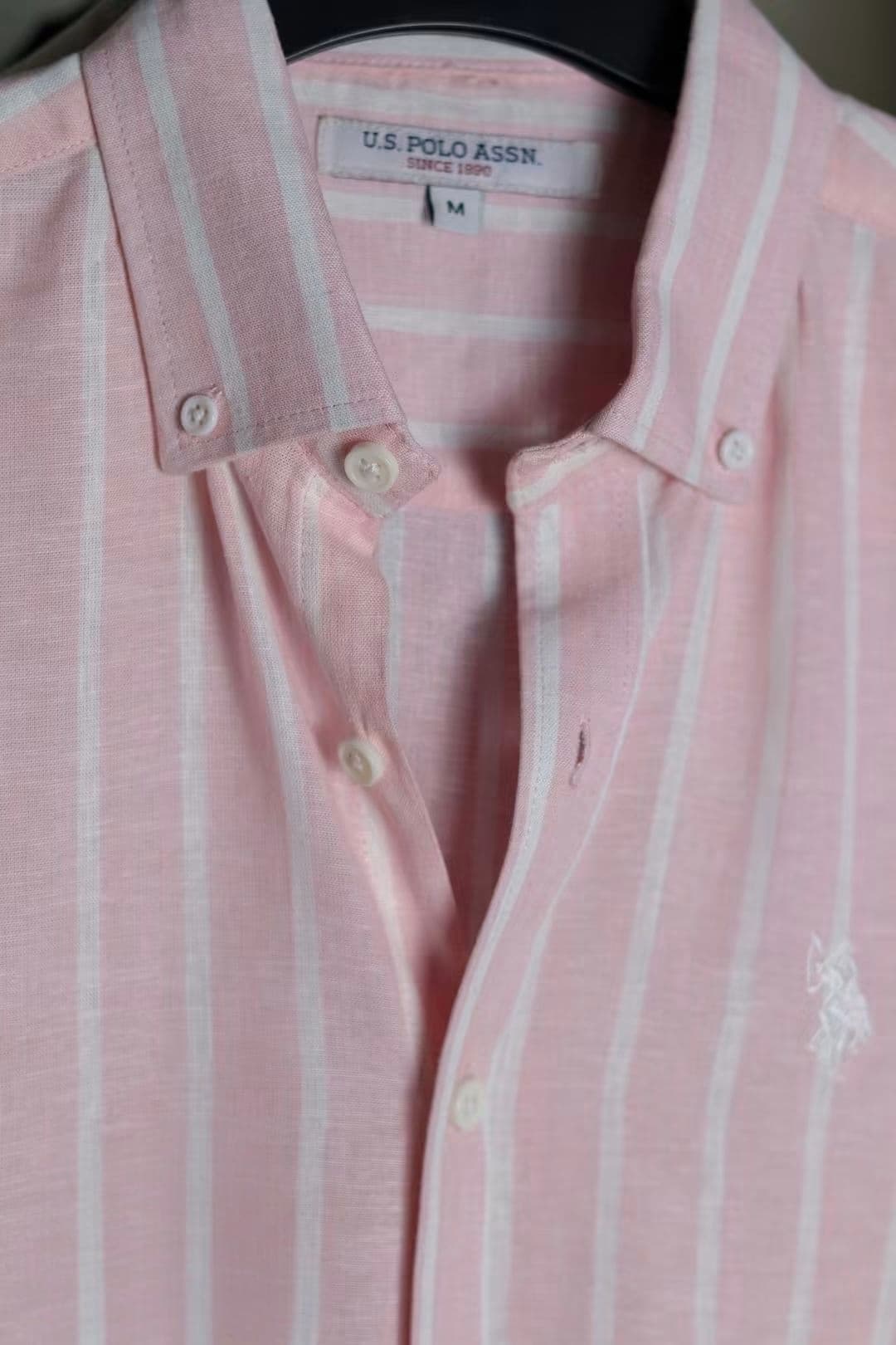 Premium Remy Cotton Pink & White Vertical Stripe Button-Down Short Sleeve Shirt - Back View